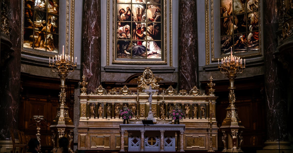 Infusion Altar Symmetry question - Symmetrical View of Altar in a Church