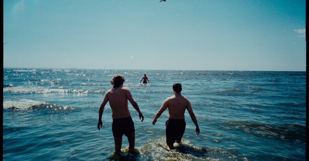 Is going slow more efficient than going fast? - Three Men Going into the Sea Is going slow more efficient than going fast? - Three Men Going into the Sea
