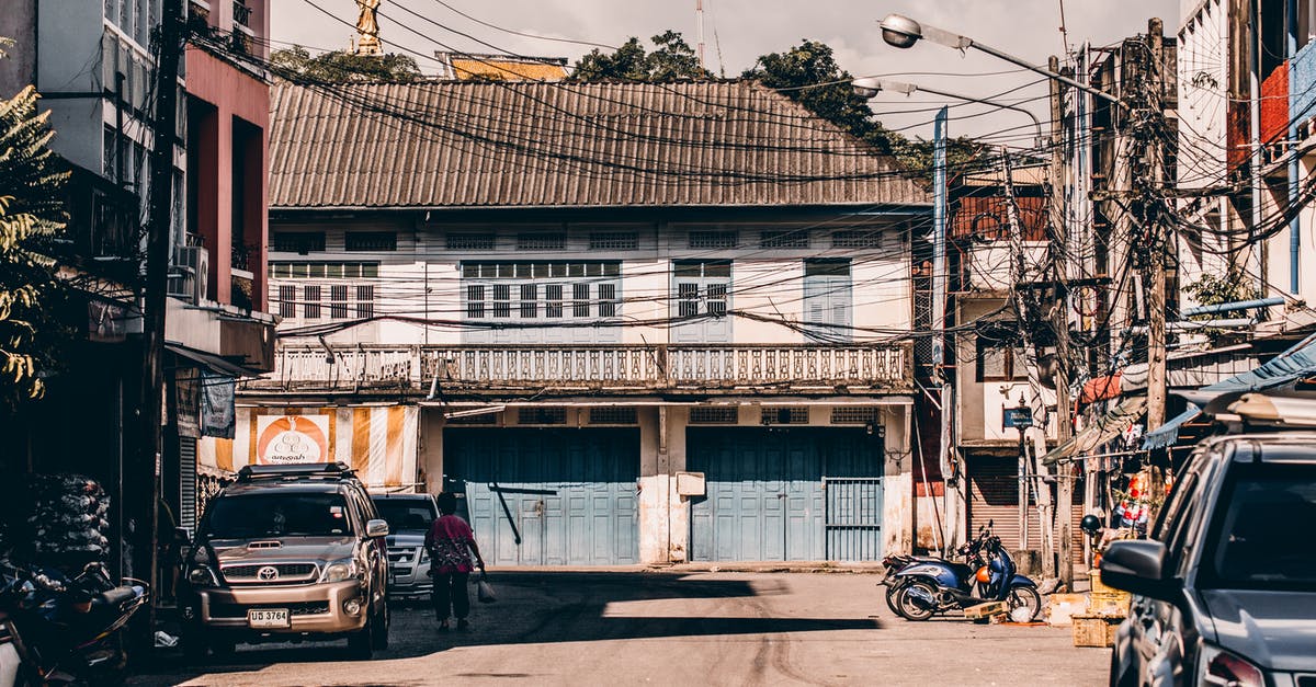Is it dangerous to leave my car idling while I sleep in a garage? - White Painted House Is it dangerous to leave my car idling while I sleep in a garage? - White Painted House