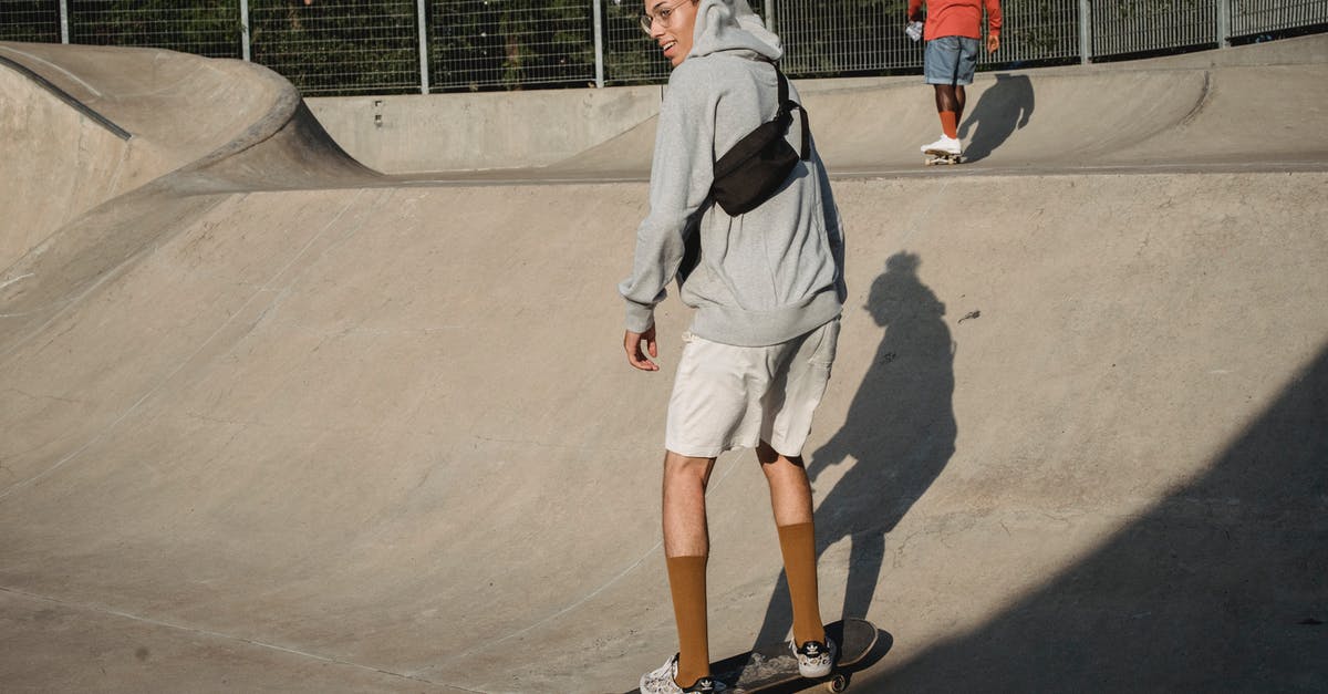 Is it possible to inherit a hidden ability and an egg move? Toxapex with Regenerator and Haze - Positive young man skateboarding on modern ramp on sunny day