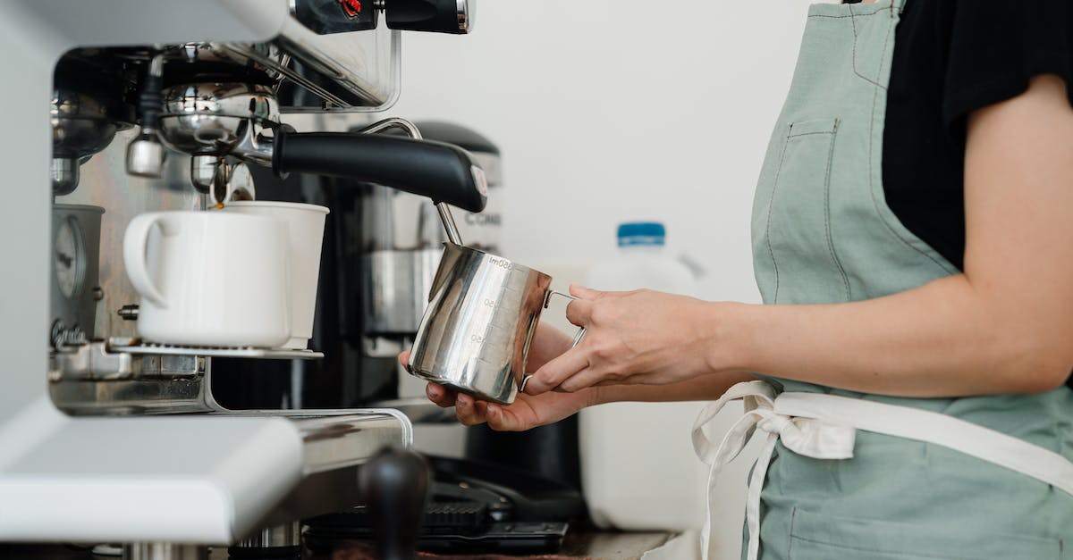 Is it possible to install linux on a steam machine? - Crop young barista preparing fresh latte in cafe Is it possible to install linux on a steam machine? - Crop young barista preparing fresh latte in cafe