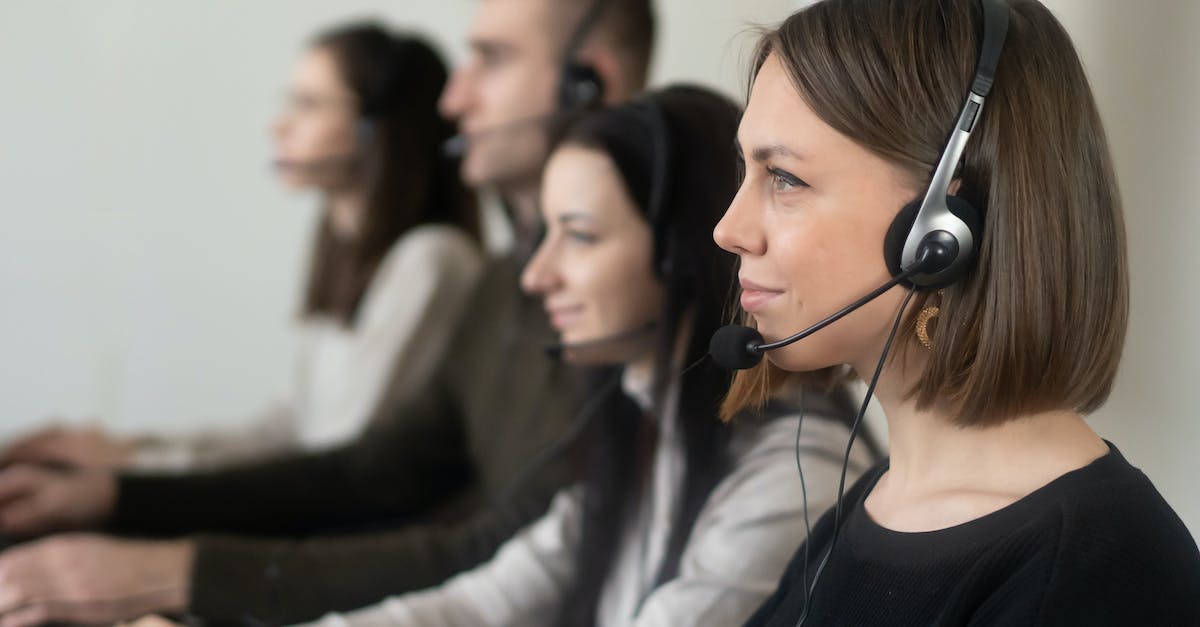 Is it safe to use EMP devices near agent Sharp? - Operators with headphones with microphone working on netbook in room