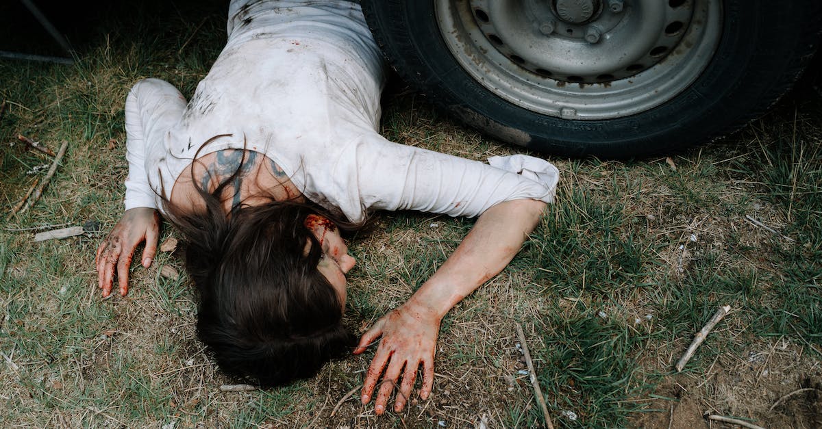 Is there a way I can kill all while dead in Minecraft? - Dead Woman lying underneath a Car Is there a way I can kill all while dead in Minecraft? - Dead Woman lying underneath a Car