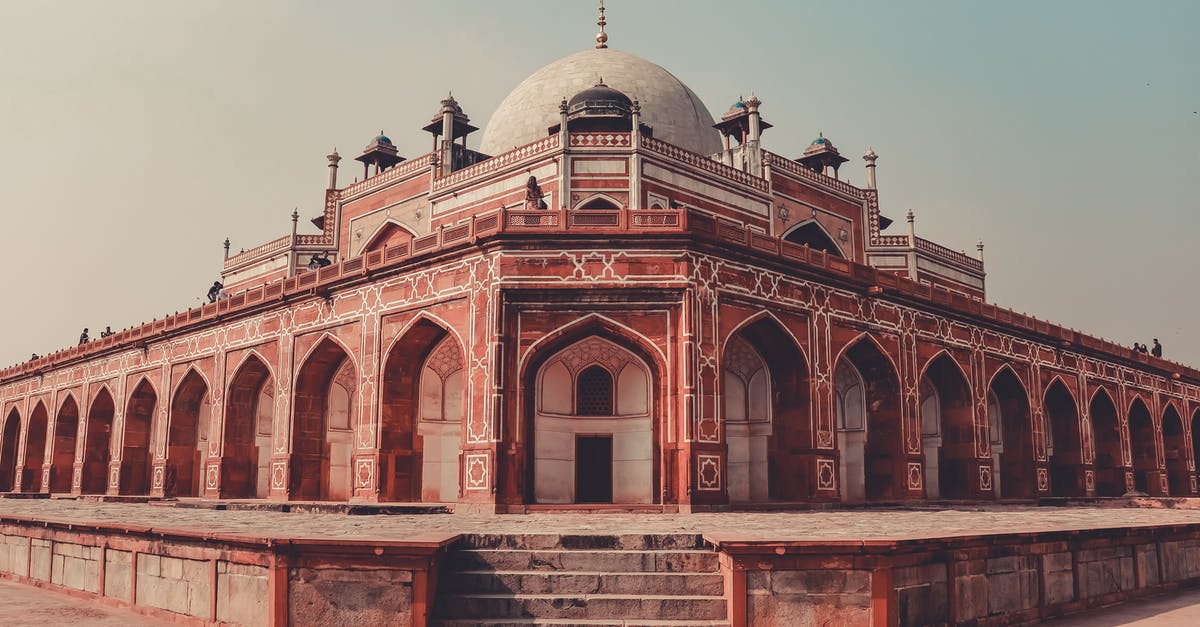 Is there a way to see who will win the election for Holy Roman Emperor in EU4? - Facade of aged masonry Mughal style Tomb of Humayun with arched entrance near shabby staircase and dome on top in city with pavement in daylight