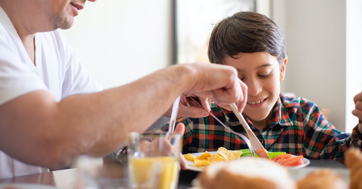 Is there an unwritten etiquette for GTA V lobbies? - Photograph of a Father Teaching His Son Table Manners Is there an unwritten etiquette for GTA V lobbies? - Photograph of a Father Teaching His Son Table Manners