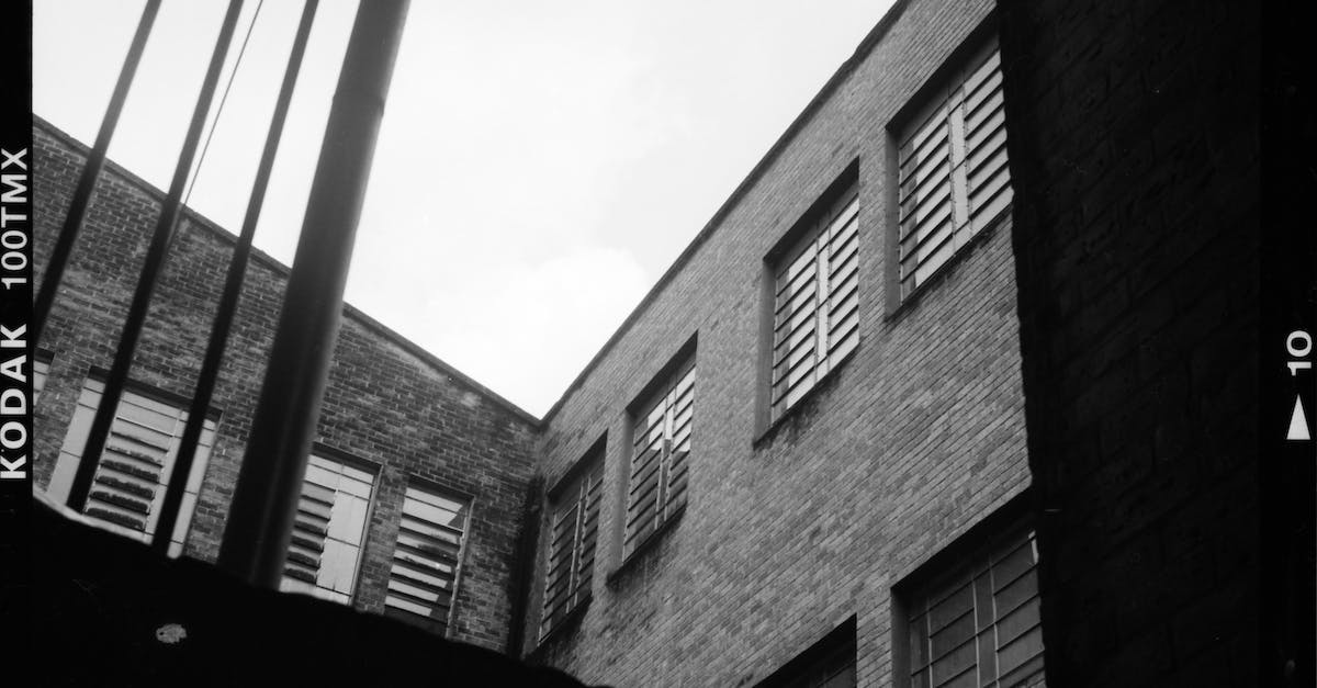 Is there any block that can't be shoot through but skeletons don't know it? - Old brick building through window
