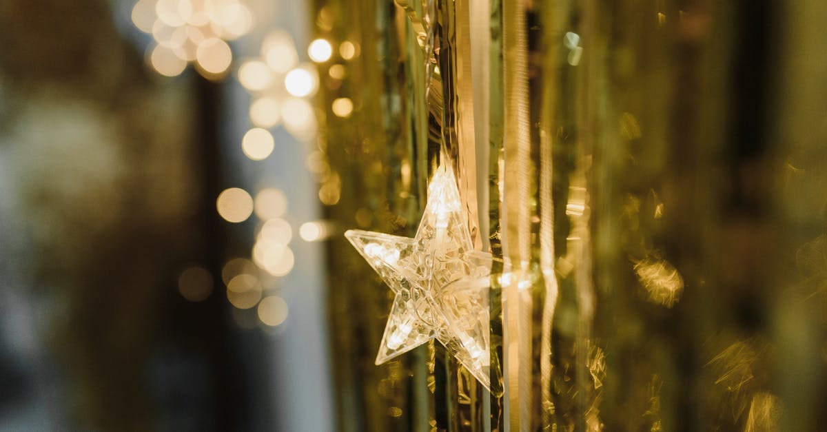 Lego Star Wars The Complete Saga: Chapter 3 Episode 4 - White Star Ornament in Bokeh Photography