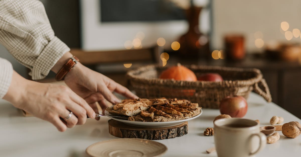 Level 6 - Getting past the drone - Free stock photo of aesthetic, apple pie, at home