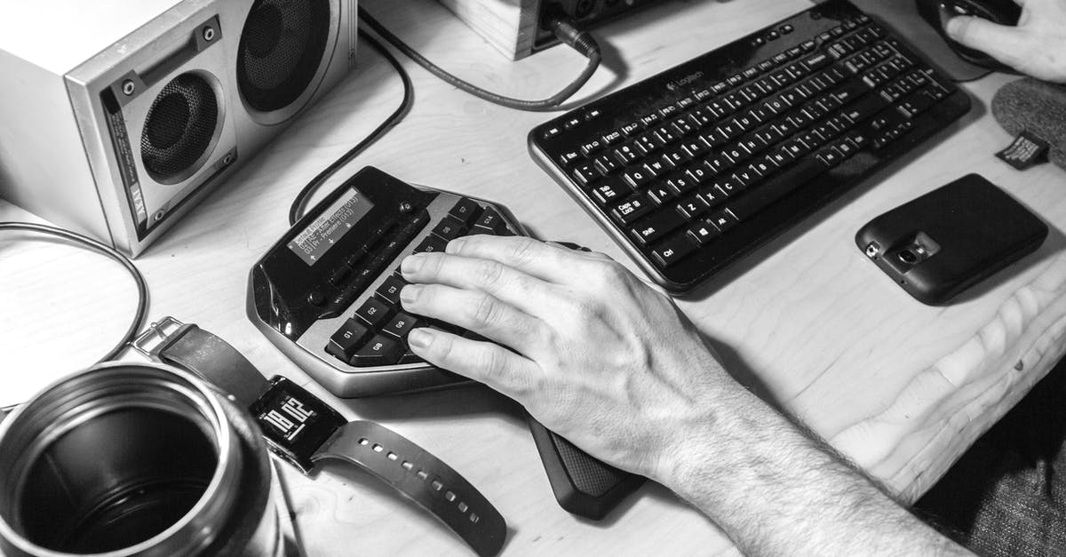 Logitech G13 changes LCD automatically, can it change the profile automatically, too? - Grayscale Photography of Human Left Hand Near Computer Keyboard Logitech G13 changes LCD automatically, can it change the profile automatically, too? - Grayscale Photography of Human Left Hand Near Computer Keyboard