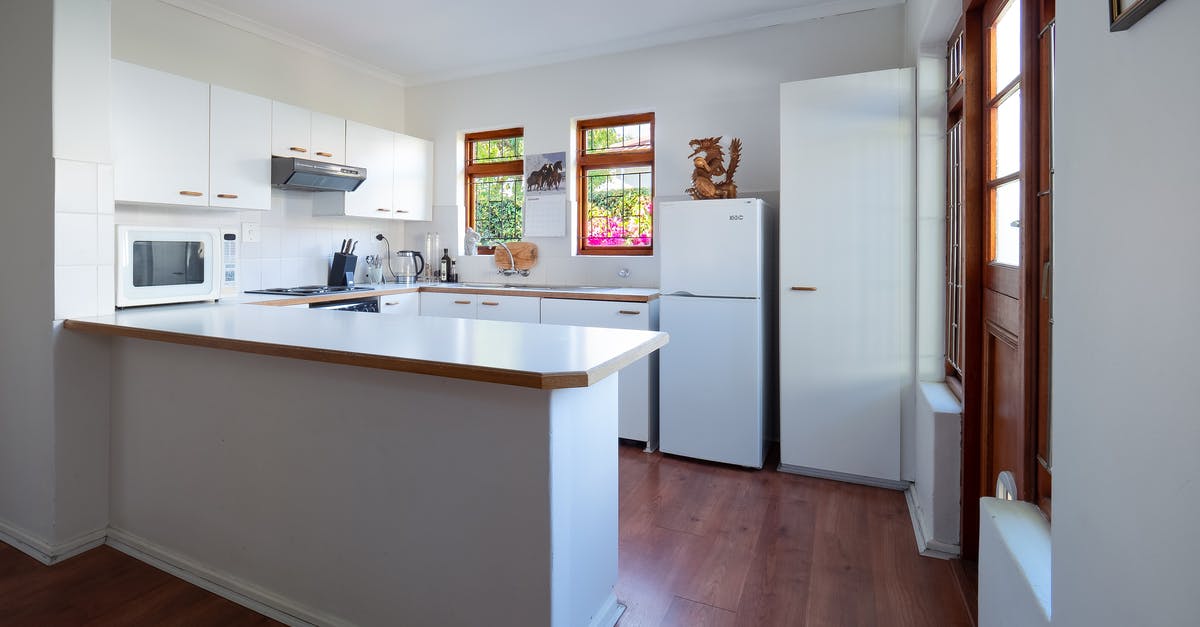 Max Payne No Gameplay on Windows 7 - White and Brown Wooden Kitchen Cabinets