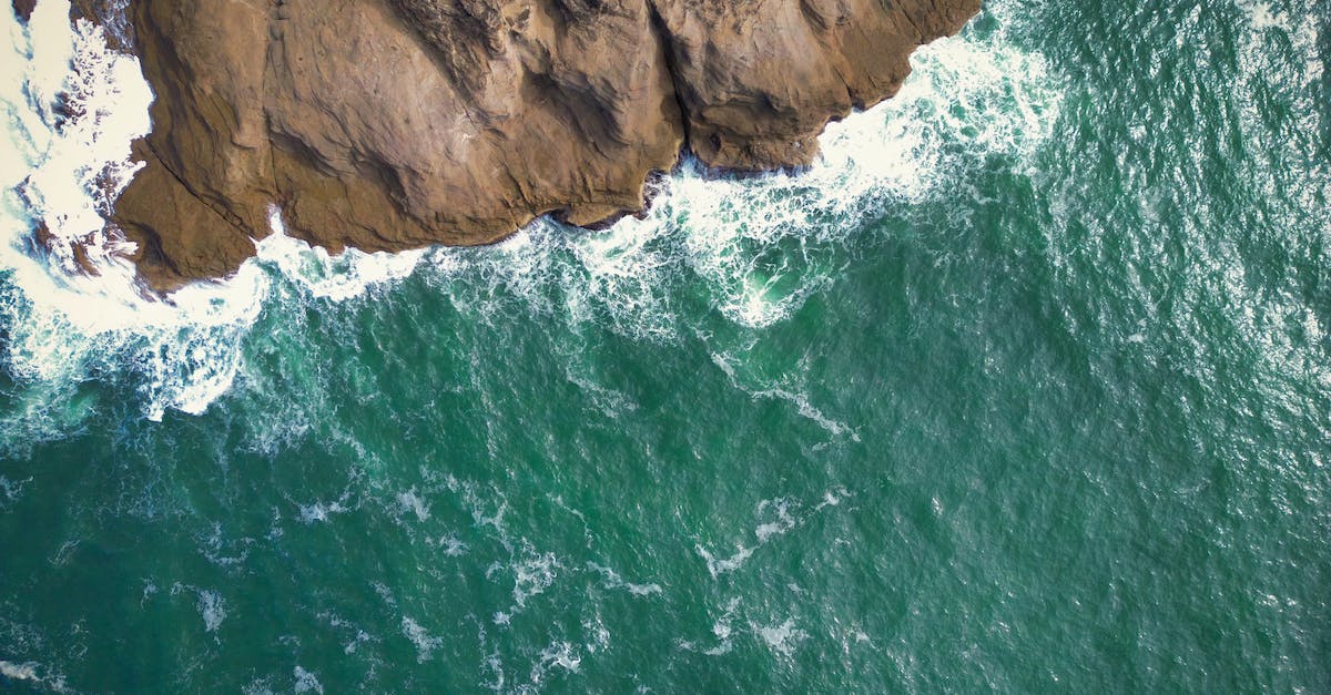 MC Crashing when joining server/singleplayer - Waves Crashing on Coast