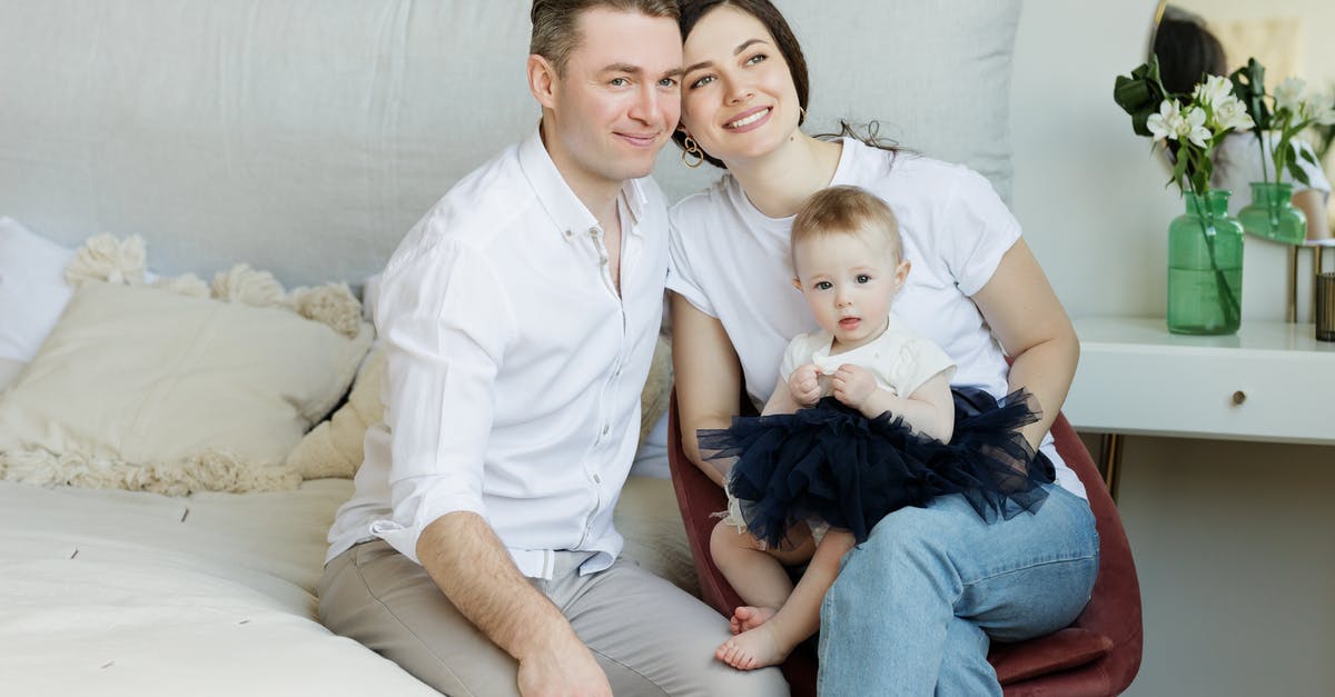 Minecraft Better Together Servers on Xbox One - Photo of Couple with a Baby Sitting. Minecraft Better Together Servers on Xbox One - Photo of Couple with a Baby Sitting.
