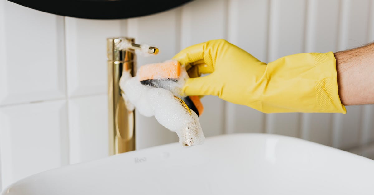 Minecraft /clear help [duplicate] - Crop man washing faucet in bathroom