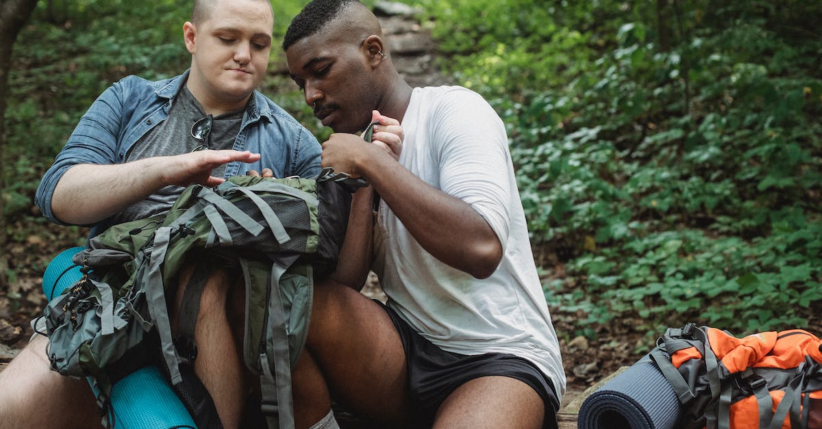 Minecraft Hexxit Suddenly Extreme Lag [closed] - Adventurers closing backpack in forest