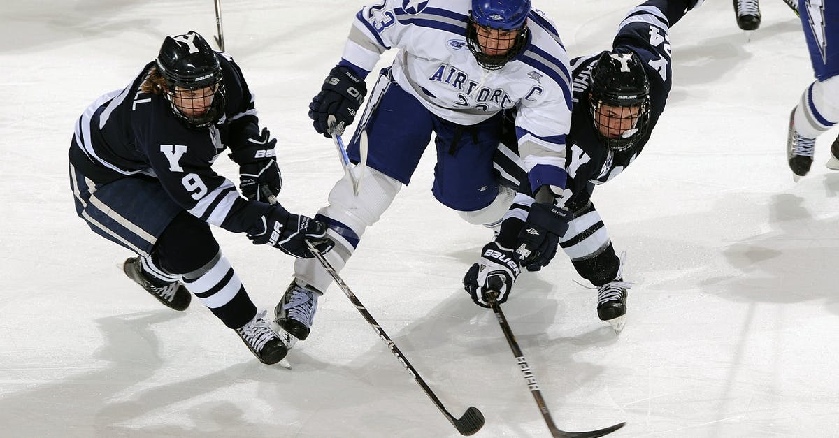 Minecraft Local Multiplayer w/out Game Pass - Men's in Blue and White Jersey Shirt Playing Hockey