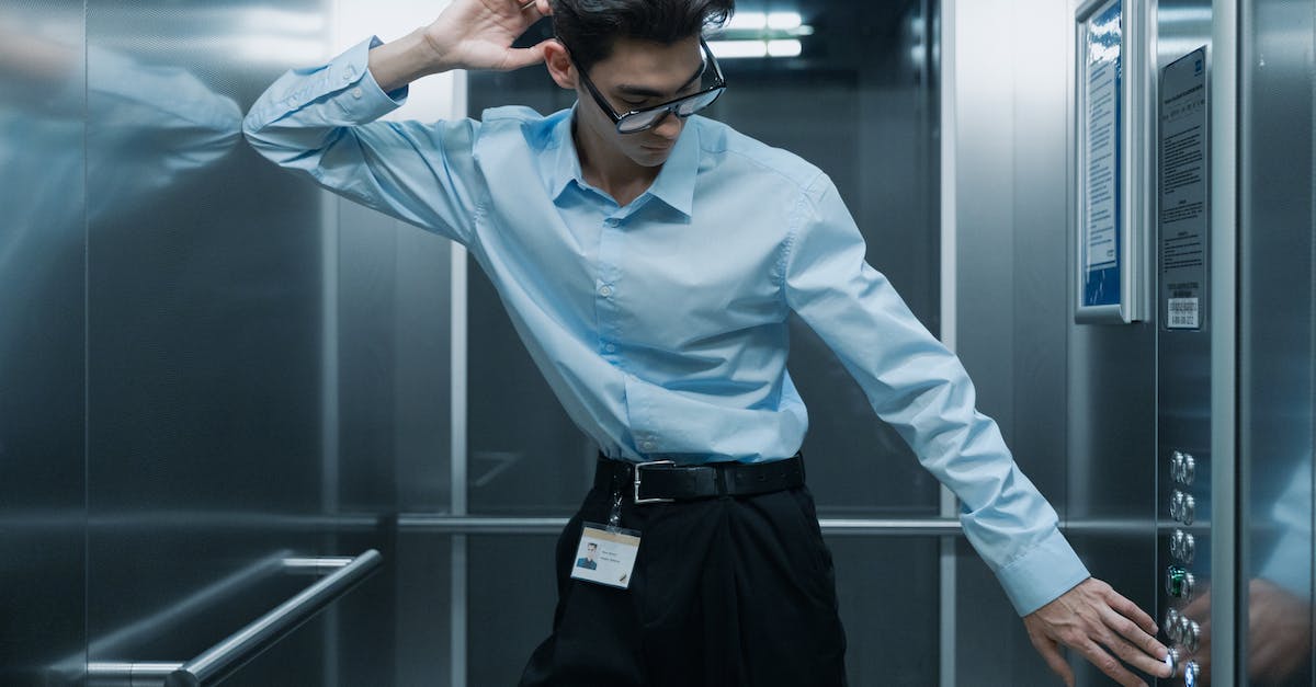 Minecraft Vanilla elevator - Man in Blue Dress Shirt and Black Pants Wearing Black Sunglasses Minecraft Vanilla elevator - Man in Blue Dress Shirt and Black Pants Wearing Black Sunglasses
