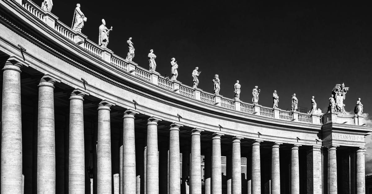 Minimum support for elevated buildings - Gray Columns Minimum support for elevated buildings - Gray Columns