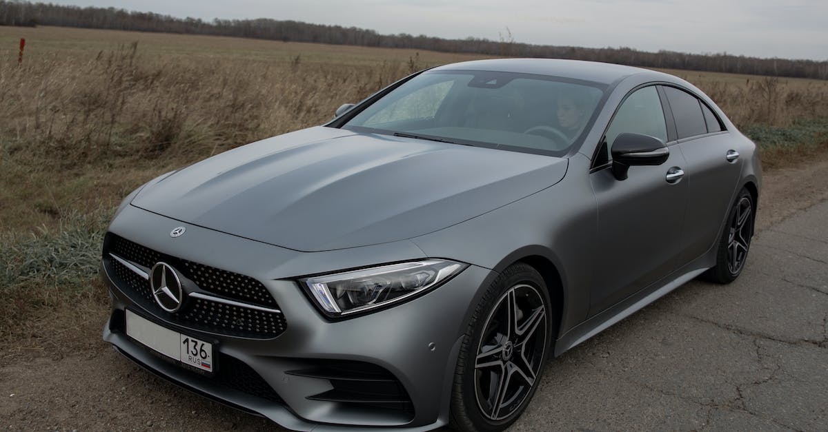Most compact way to connect pressure plate and piston - Posh gray car parked on roadside Most compact way to connect pressure plate and piston - Posh gray car parked on roadside