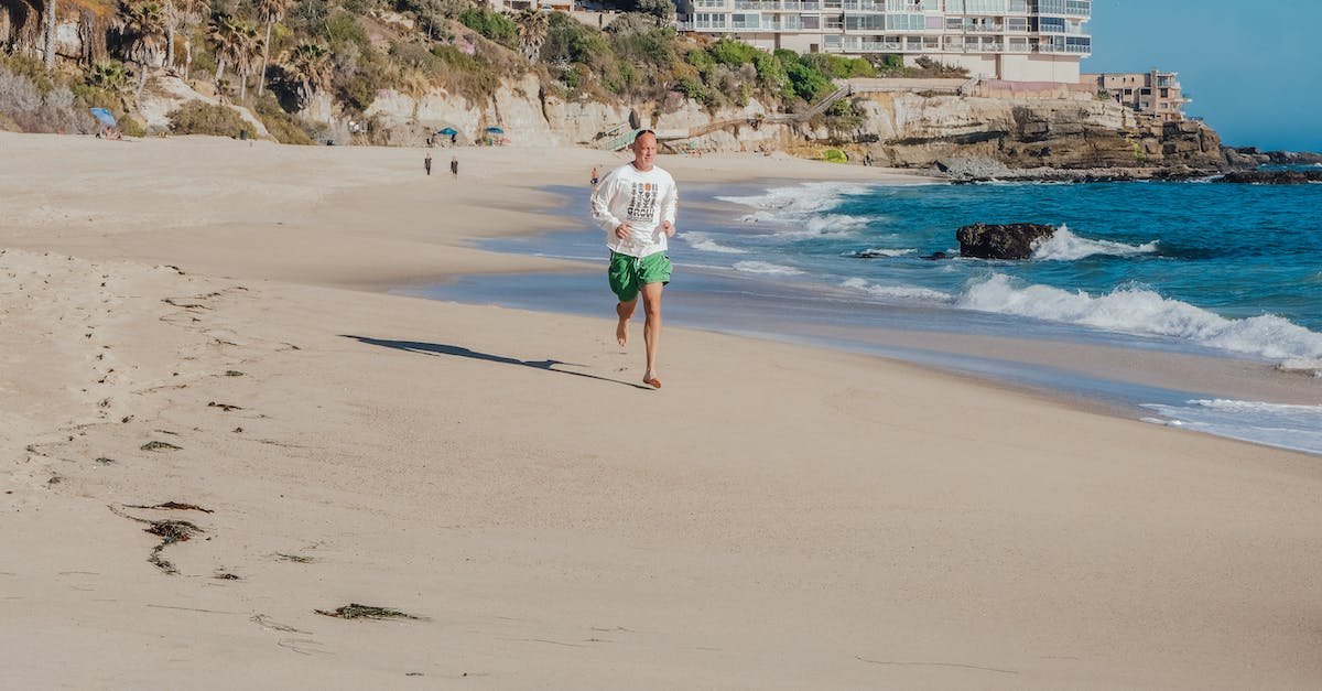 My minecraft keeps crashing after about 25 seconds of running [duplicate] - Man Running on Beach Shore
