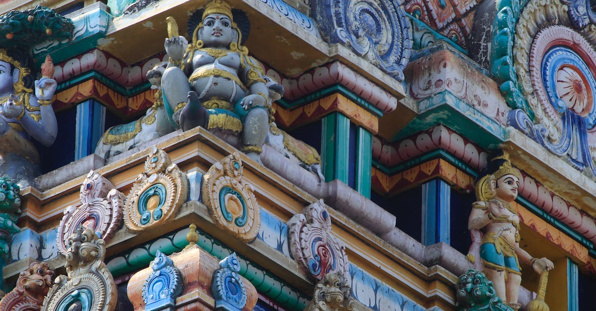pick up spawn hindering artifacts on temple run? - Close-up of the Facade of Arulmigu Meenakshi Amman Temple