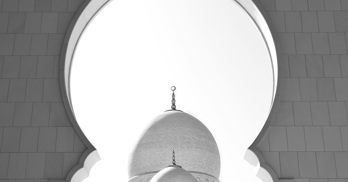 Plot hole in Bioshock (Remastered Version)? - Symmetrical View of Architecture with Cupolas Plot hole in Bioshock (Remastered Version)? - Symmetrical View of Architecture with Cupolas