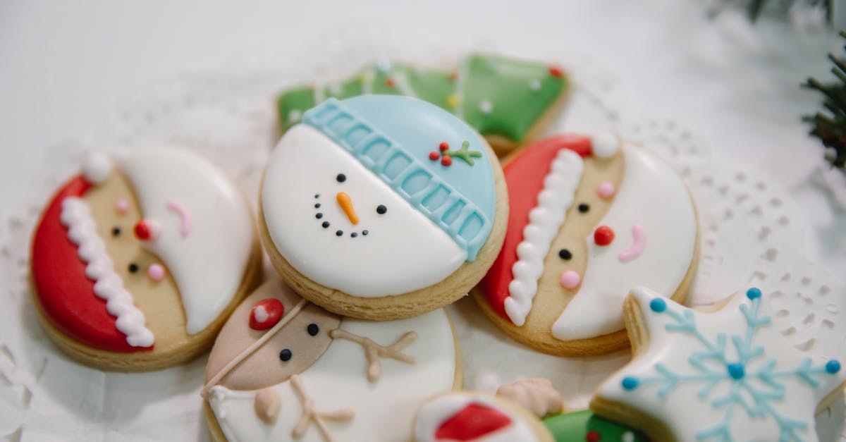 Room Designations and the "Home Sweet Home" Achievement - Christmas gingerbread placed on white table