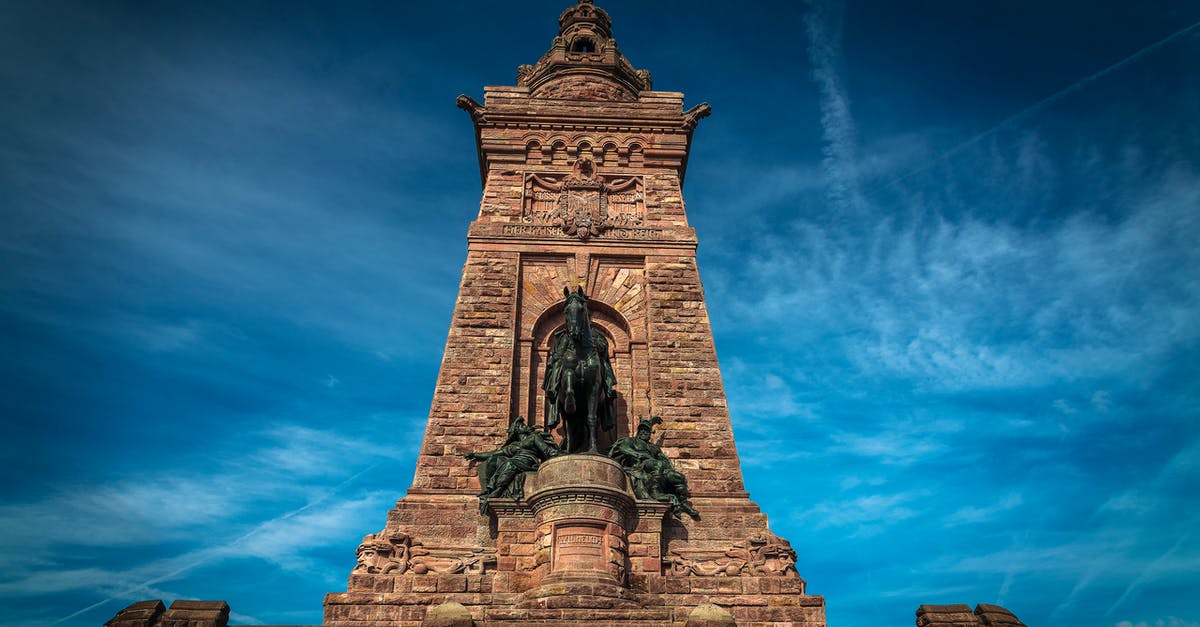 Skyrim Lore: Is the Dragonborn lore of emperor lineage already existing in Oblivion or supplemented later for Skyrim? - Low Angle Shot of the Barbarossa Monument
