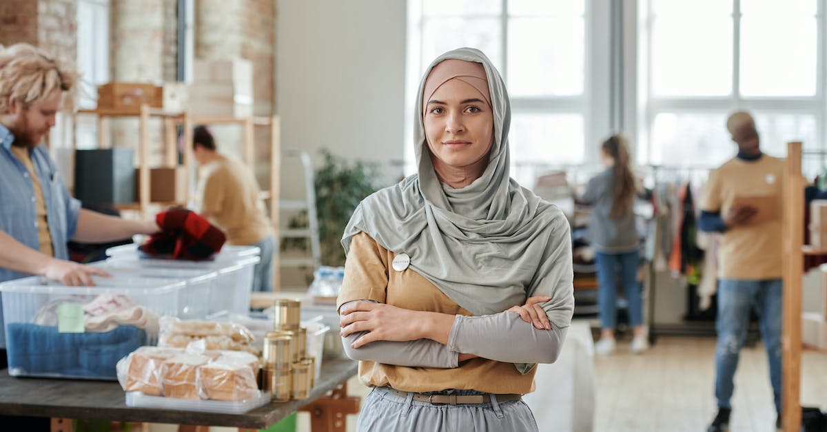 Skyrim Proving Honor Help - Free stock photo of arms crossed, busy, hijab