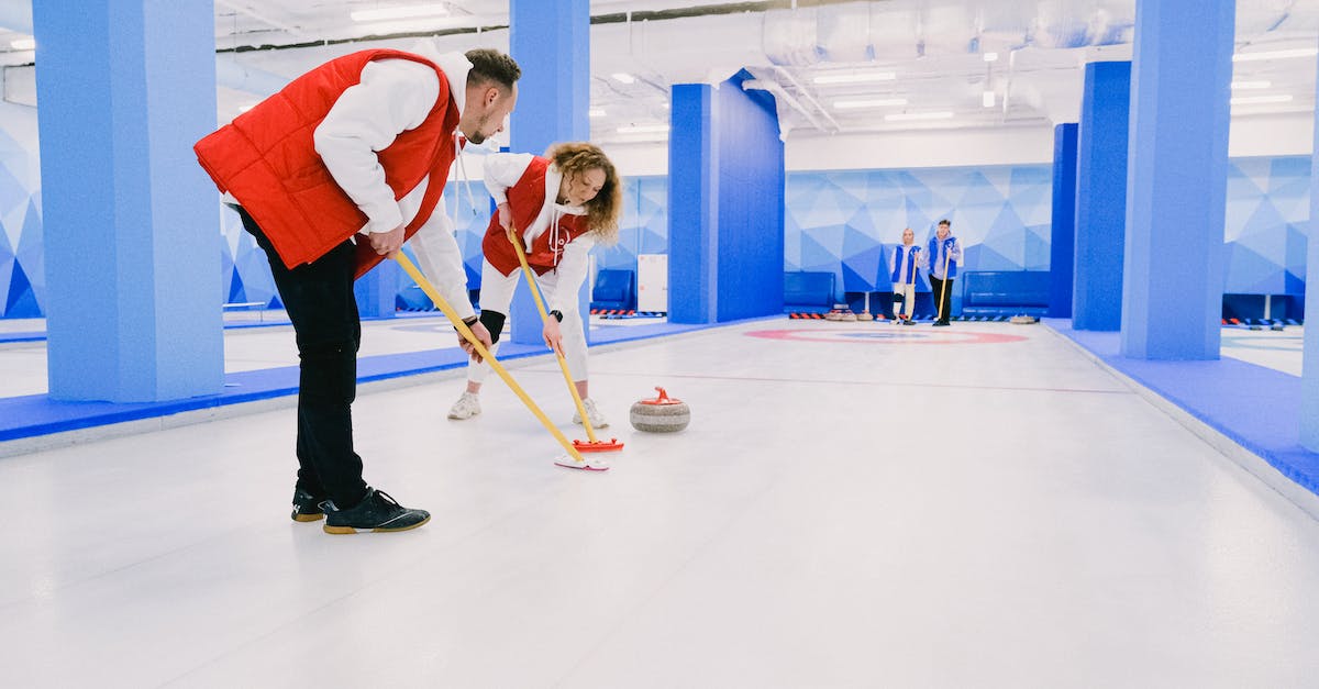South Park: The Stick of Truth: Making my Rumble move the mouse - Players in uniform playing curling on modern ice rink