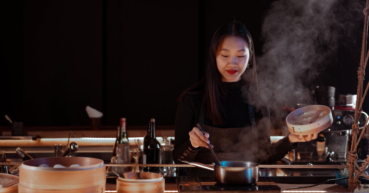 Steam game audio doesn't change to Traditional Chinese - Woman in Black Leather Jacket Holding Silver Fork Steam game audio doesn't change to Traditional Chinese - Woman in Black Leather Jacket Holding Silver Fork
