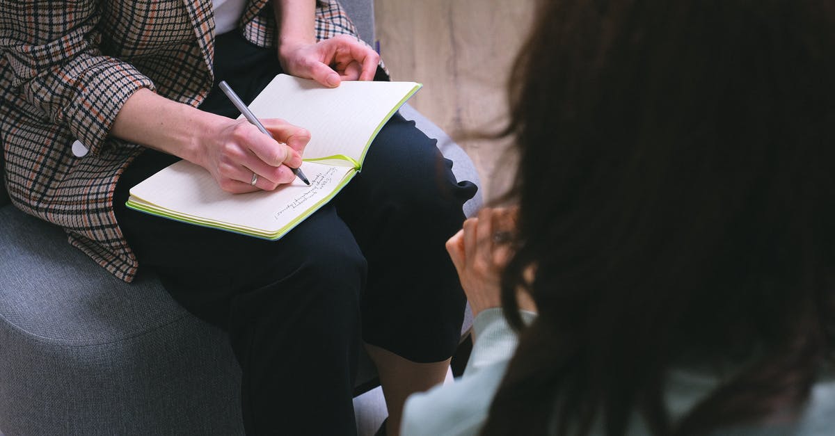 Steering in drift session - Not able to take a big angle - Crop counselor writing in diary while talking to patient Steering in drift session - Not able to take a big angle - Crop counselor writing in diary while talking to patient