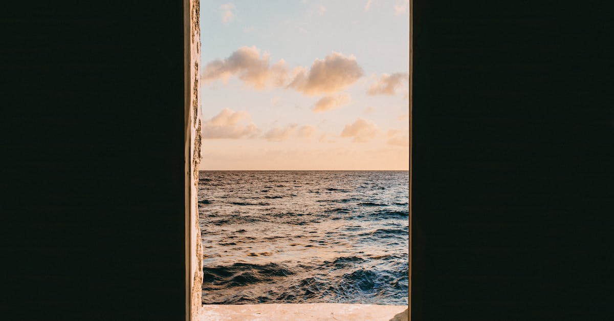 Technical Difficulties Running C&C Generals/Zero Hours on Windows 8.1 - Window View of Sea during Golden Hour Technical Difficulties Running C&C Generals/Zero Hours on Windows 8.1 - Window View of Sea during Golden Hour
