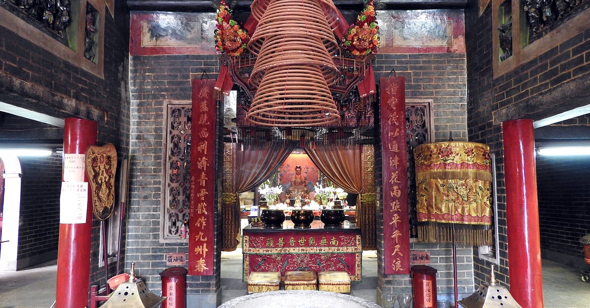 Temple Run 2 - Cannot pass the Slip n Sled Objective - Interior of traditional Asian temple with altar and hieroglyphs near floor lamp and baskets with different decorative elements Temple Run 2 - Cannot pass the Slip n Sled Objective - Interior of traditional Asian temple with altar and hieroglyphs near floor lamp and baskets with different decorative elements