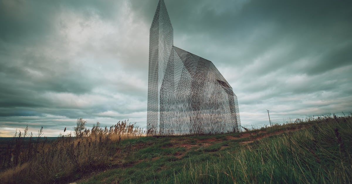 The sims 3 Plumbots - Transparent Digital Visualization of Church in Fields