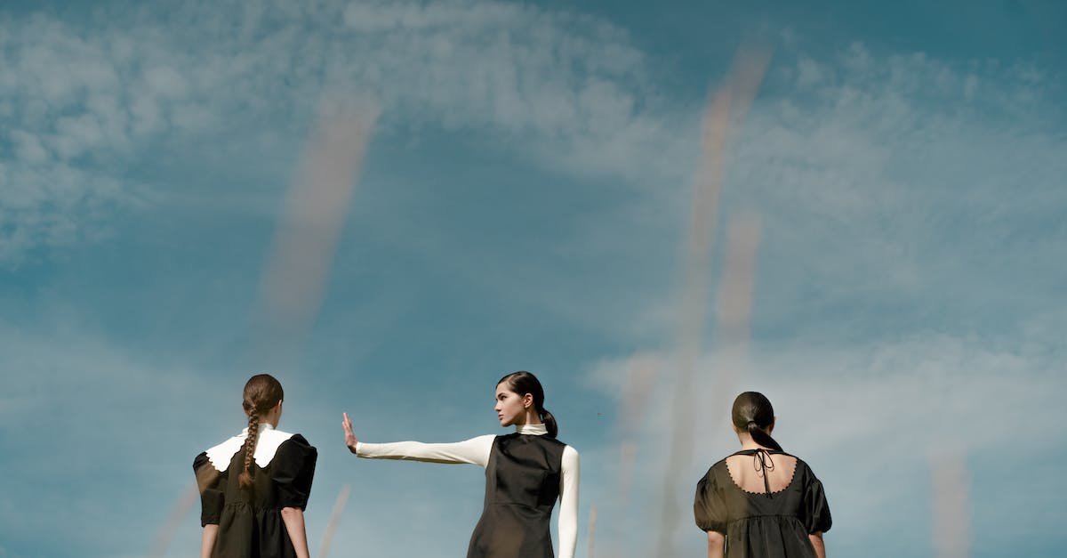 Three musketeers flanking achievement - Civ5 - Man in Brown Coat Holding Hands With Woman in Black Dress Three musketeers flanking achievement - Civ5 - Man in Brown Coat Holding Hands With Woman in Black Dress