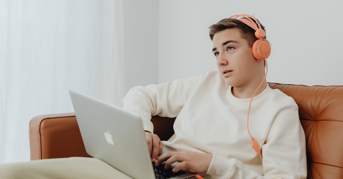 Unable to update the minecraft native launcher - Mac OSX 10.11.4 (El Capitan) - Teenage Boy Using a Laptop and Headphones Unable to update the minecraft native launcher - Mac OSX 10.11.4 (El Capitan) - Teenage Boy Using a Laptop and Headphones