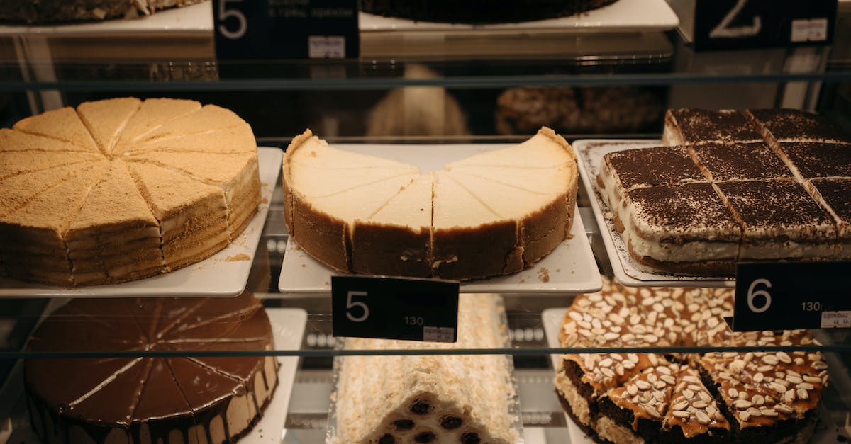 Vault of Glass Praetorian Foil? - Brown and White Cake on White Tray