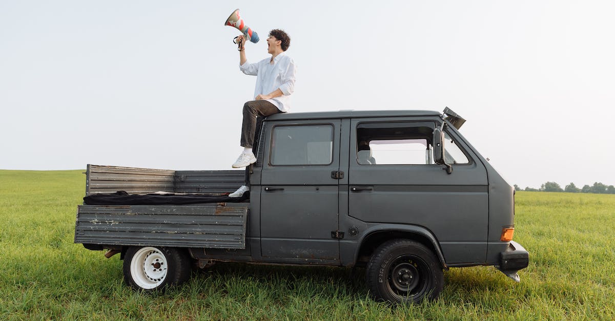 VIP stuck in the back of a van? (Council Extraction Mission) - A Person Sitting at the Back of the Van Shouting Through Megaphone