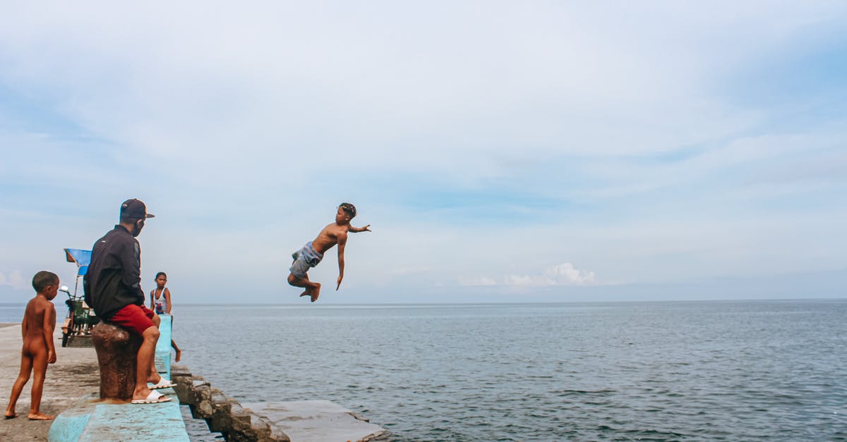 What's the quickest Agility Course in RS3? - People Watching Boy Jumping Backwards into Sea What's the quickest Agility Course in RS3? - People Watching Boy Jumping Backwards into Sea