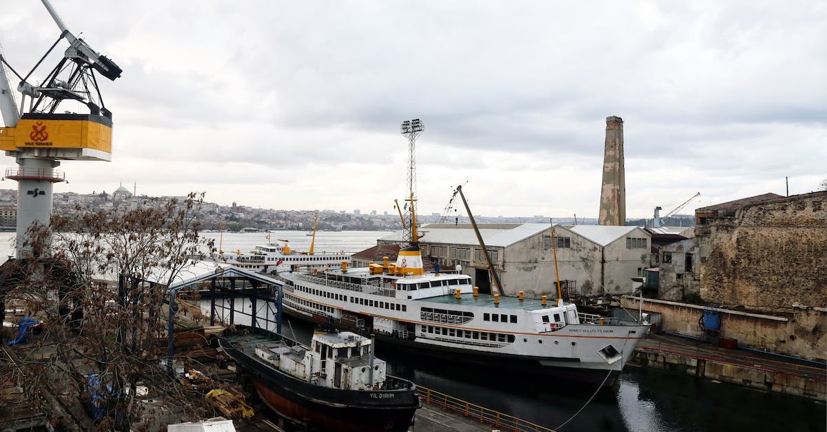What are shipyard sponsors? - White and Black Boat on Dock What are shipyard sponsors? - White and Black Boat on Dock