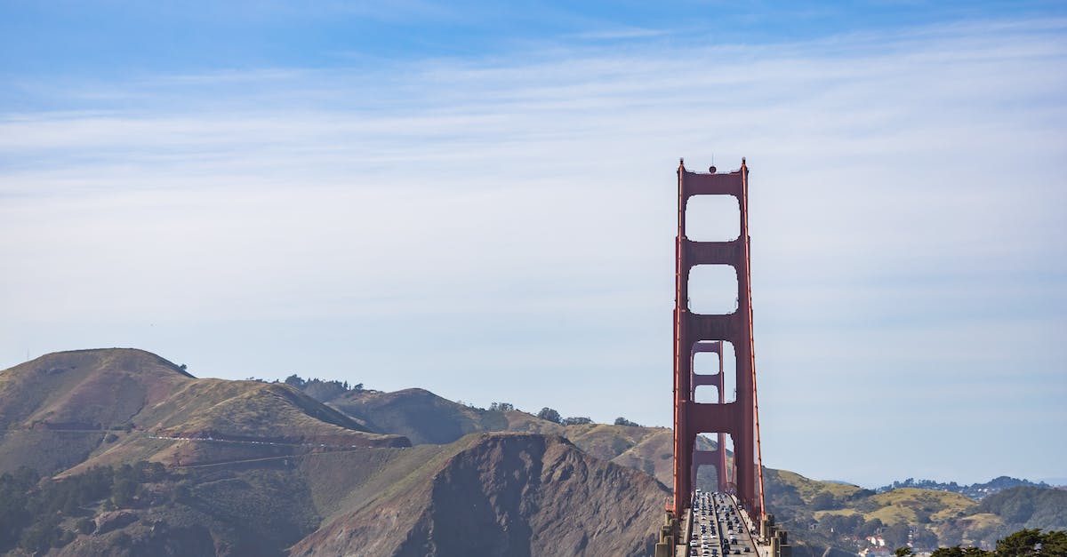 What are the bonuses of Dead Island Riptide Limited Edition? - Golden Gate Bridge San Francisco California