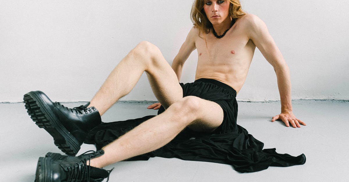 What are the odds of getting a Pokemon with perfect/max stats in Generation I? - Slender man chilling in bright room in daylight