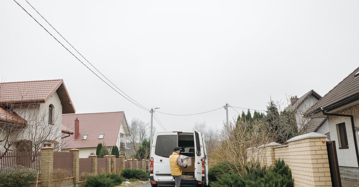 What are the rewards for rescuing a hostage / courier? - A Deliveryman Taking a Box from the Van What are the rewards for rescuing a hostage / courier? - A Deliveryman Taking a Box from the Van