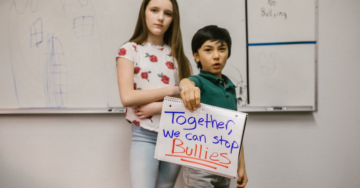 What can Geralt do against "You look terrible" / "You look pale"? - Two Students Showing a Message Against Bullying What can Geralt do against "You look terrible" / "You look pale"? - Two Students Showing a Message Against Bullying