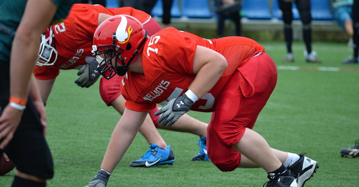 What determines which players participate in a penalty shootout in FIFA World? - Football Players Getting Ready