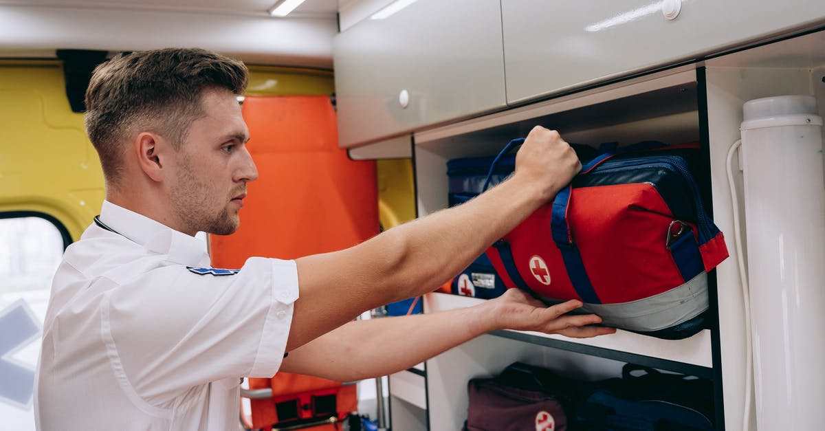 What does Recette say when placing down an item? - Free stock photo of aid, ambulance, assistance