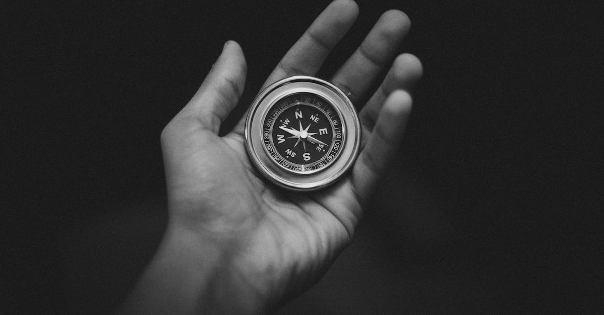 What does rotating the compass do? - Compass On Hand What does rotating the compass do? - Compass On Hand