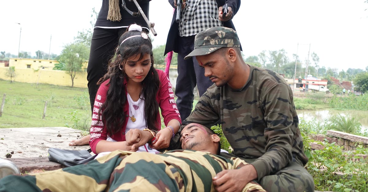 What does the "-1" mean on an injured soldier after a battle? - Injured Soldier receives a Treatment 
