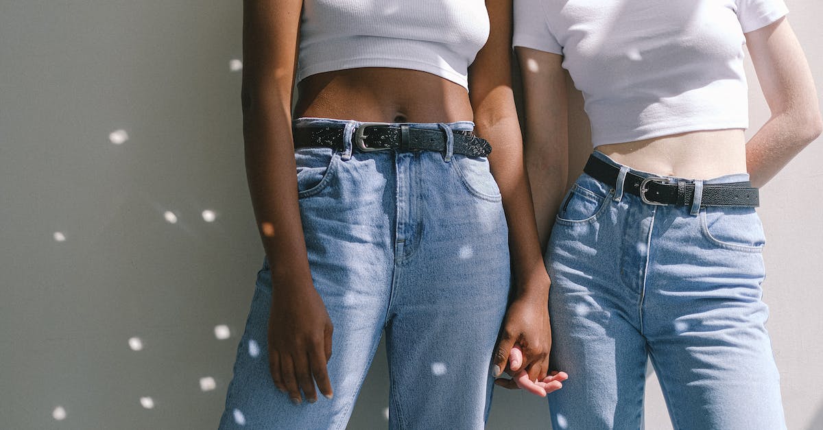 What happens when I get a Skin for a Hero I don't own? - Women Holding Hands