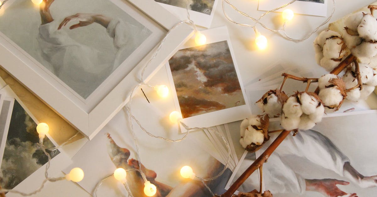 What is a frame trap, and what is a string? - Photo Of String Lights On Top Of Pictures